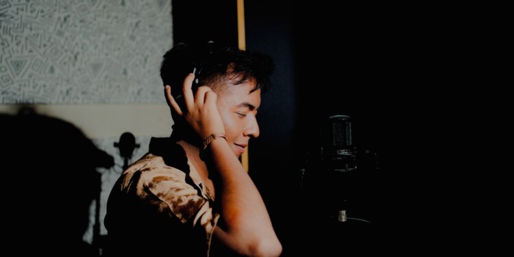 Victormanuel lanza su segundo álbum: Me Quiero Ir de Ti