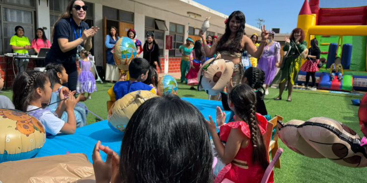 Niños y niñas en cuidado alternativo residencial celebraron el Día de la Niñez
