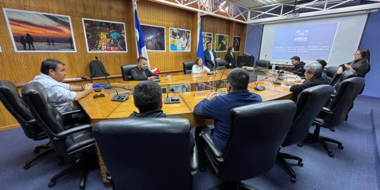 Autoridades, emprendedores y empresarios trabajan juntos para impulsar el turismo en Arica