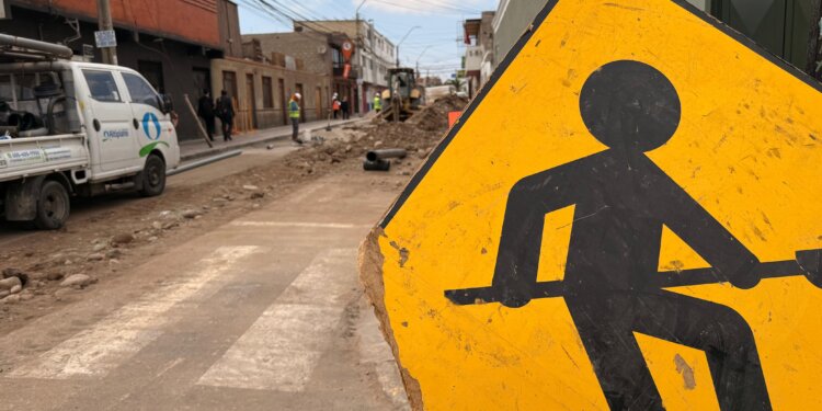 Aguas del Altiplano ejecutará trabajos para reforzar la red de agua potable en Arica