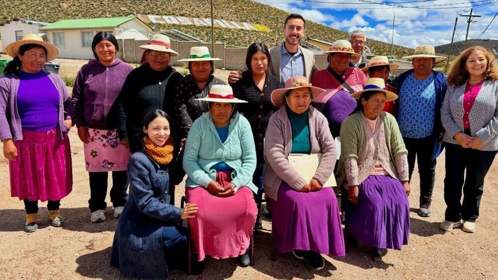 Mujeres del Altiplano se capacitan a más de 4.000 metros de altura gracias al SENCE