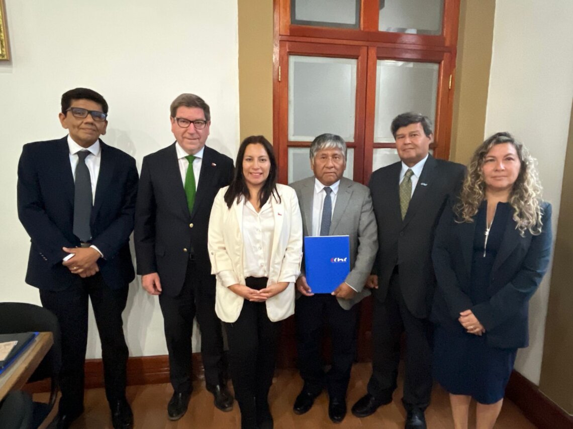 En reunión con ministro la CChC planteó necesidad de soluciones hídricas para consumo domiciliario